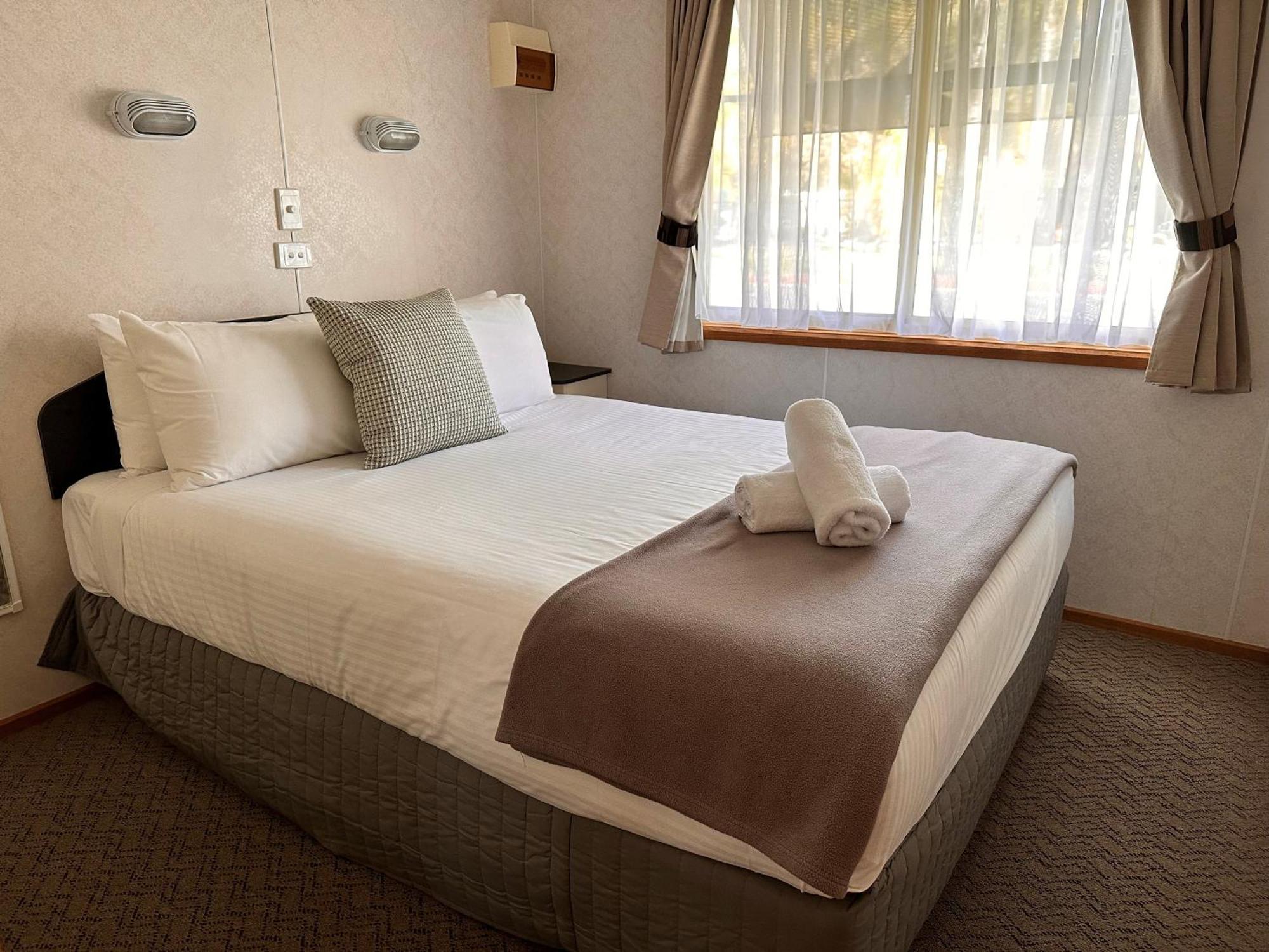 Moama Riverside Holiday Park エクステリア 写真